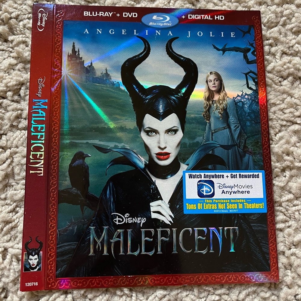 Maleficent Disney Bluray Red Slipcover FIRST RELEASE NO MOVIE‎ INCLUDED✅